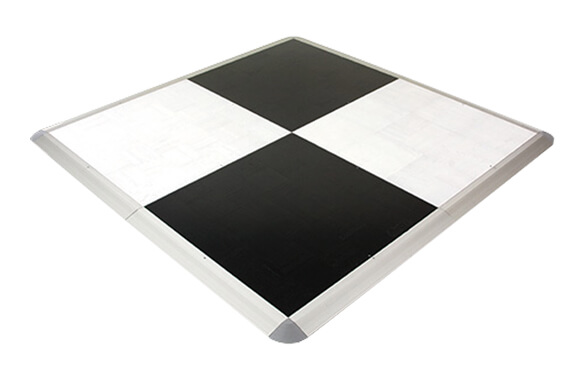 Tanzfläche mit schwarz-weiß Muster