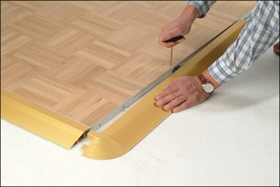 Verlegen von mobilen Tanzflächen